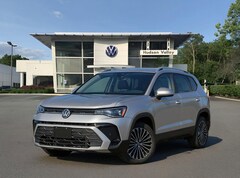 2025 Volkswagen Taos 1.5T SE SUV