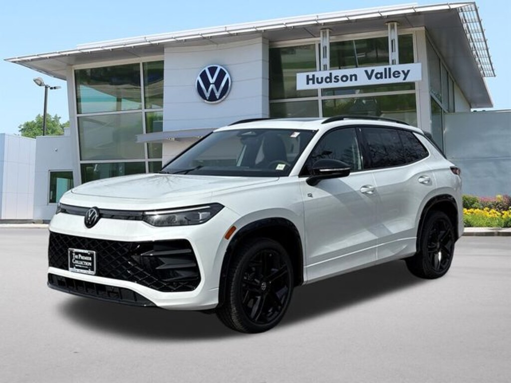 Certified 2025 Volkswagen Tiguan 2.0T SE R-Line Black SUV