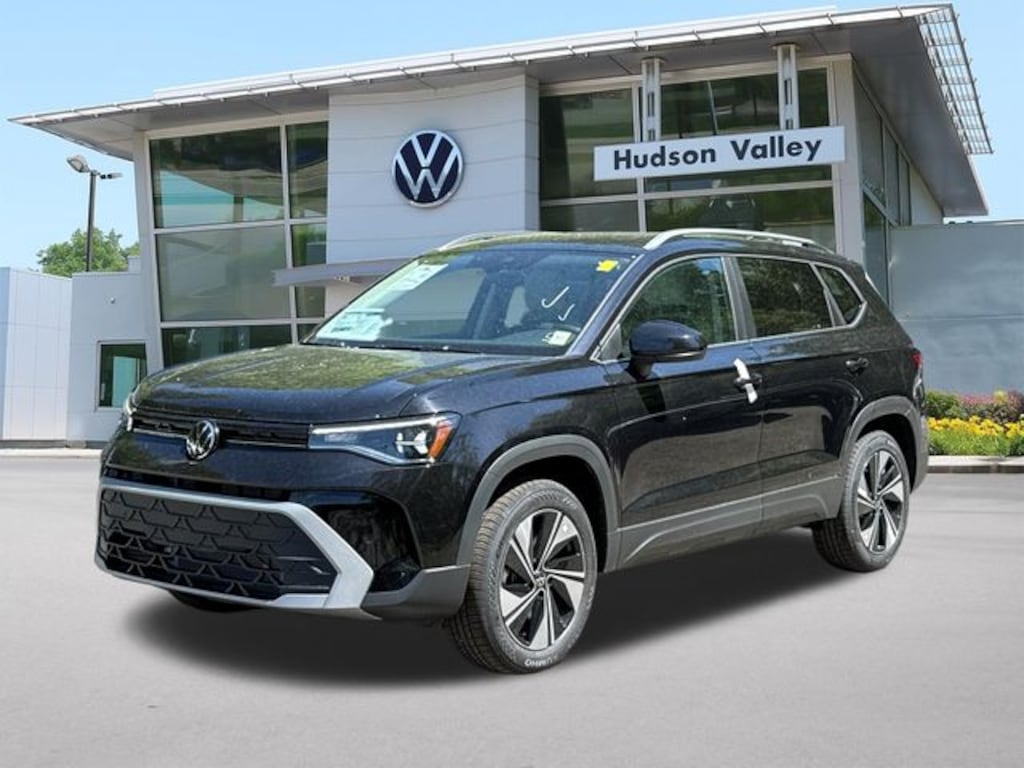 New 2026 Volkswagen Taos 1.5T SE SUV