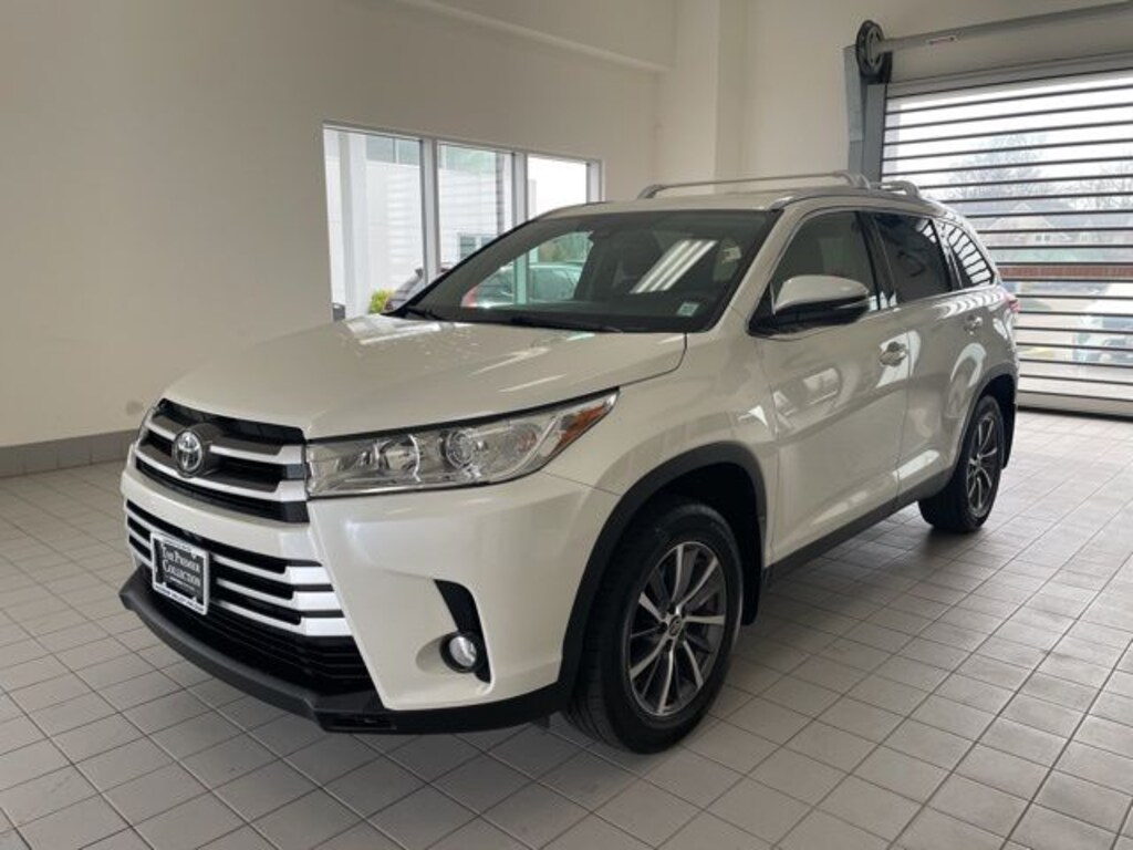 Used 2019 Toyota Highlander SUV