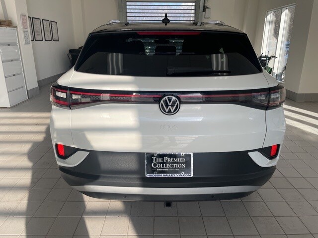 2023 Volkswagen ID.4 Pro Plus photo 3