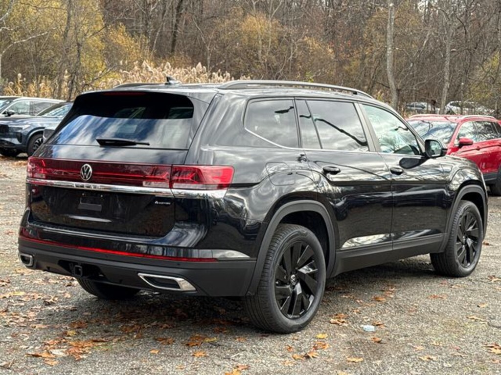 New 2026 Volkswagen Atlas 2.0T SE w/Technology SUV
