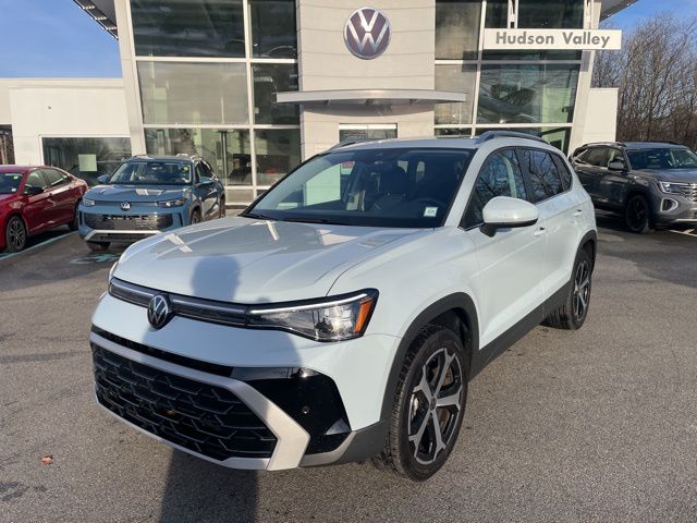 2025 Volkswagen Taos SEL