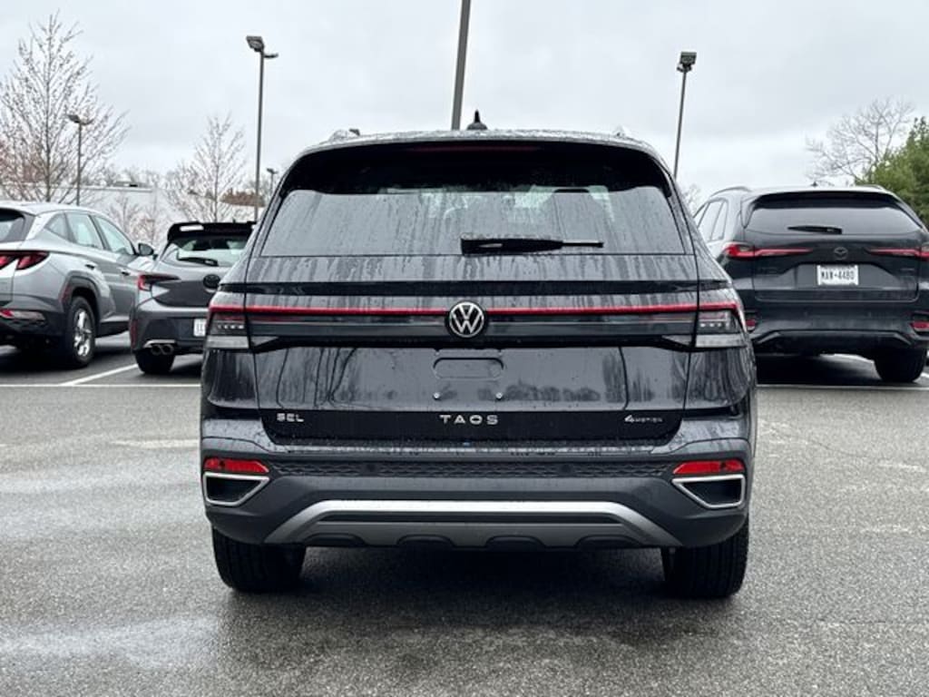 New 2026 Volkswagen Taos 1.5T SEL SUV