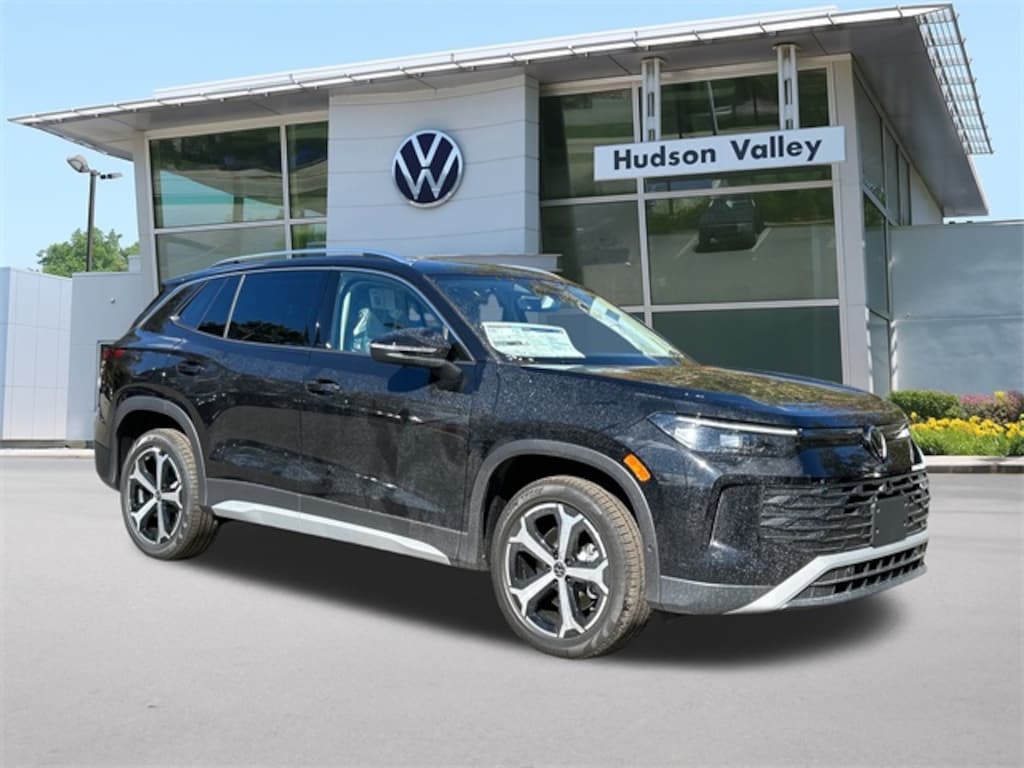 New 2025 Volkswagen Tiguan 2.0T SE SUV
