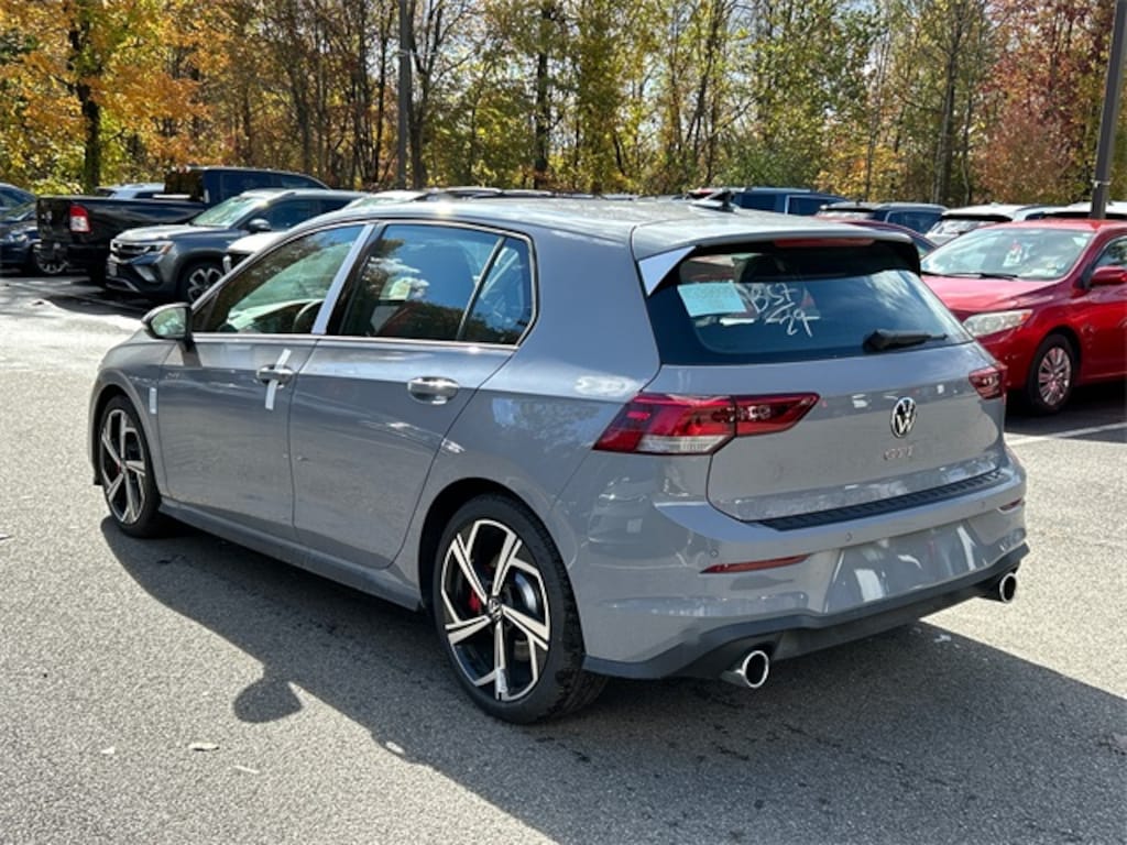 New 2025 Volkswagen Golf GTI 2.0T SE Hatchback