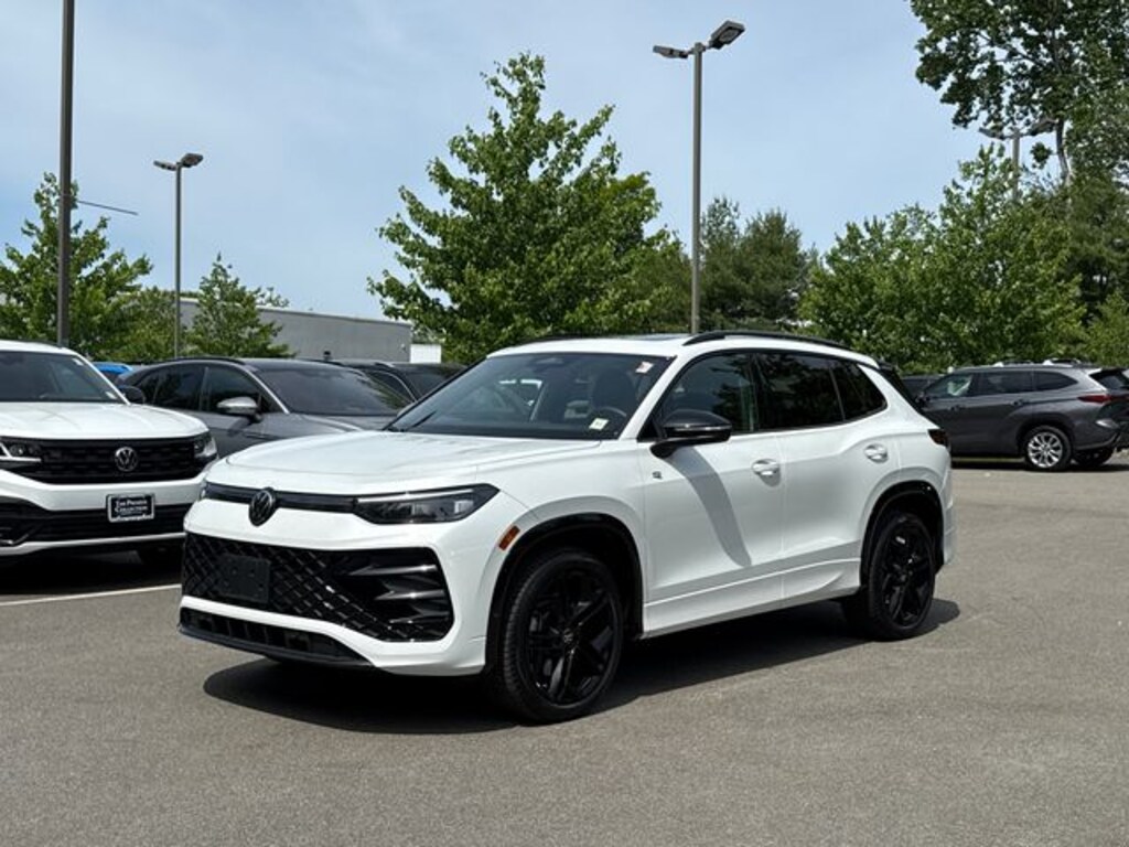 Certified 2026 Volkswagen Tiguan 2.0T SE R-Line Black SUV