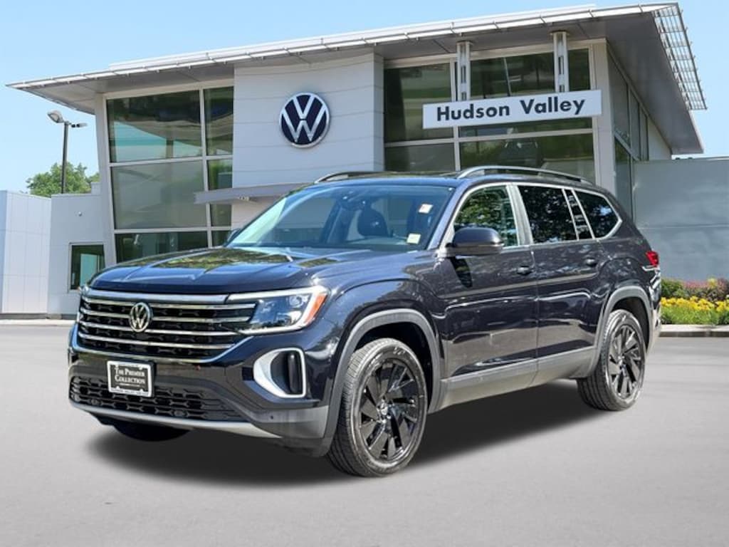 Certified 2024 Volkswagen Atlas 2.0T SE w/Technology SUV