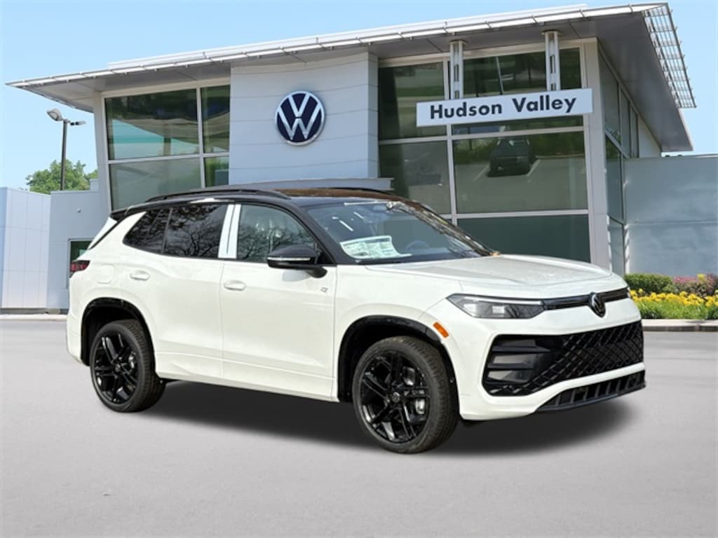 New 2026 Volkswagen Tiguan 2.0T SE R-Line Black SUV