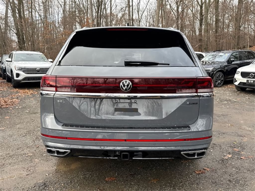 New 2026 Volkswagen Atlas 2.0T SEL Premium R-Line SUV