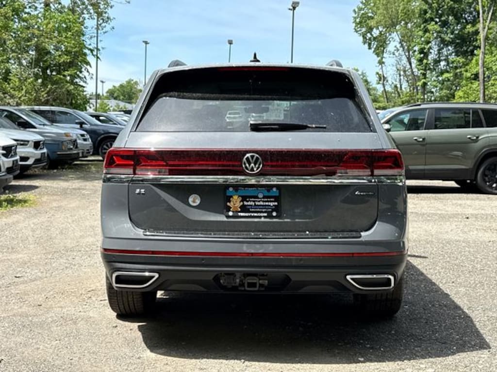 New 2026 Volkswagen Atlas 2.0T SE w/Technology SUV