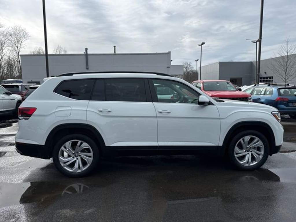 Used 2023 Volkswagen Atlas 3.6L V6 SE w/Technology SUV