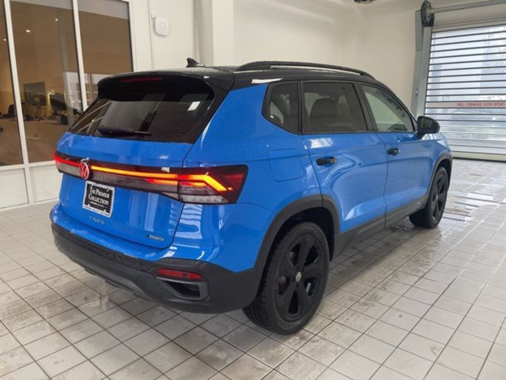 Certified 2025 Volkswagen Taos 1.5T SE Black SUV