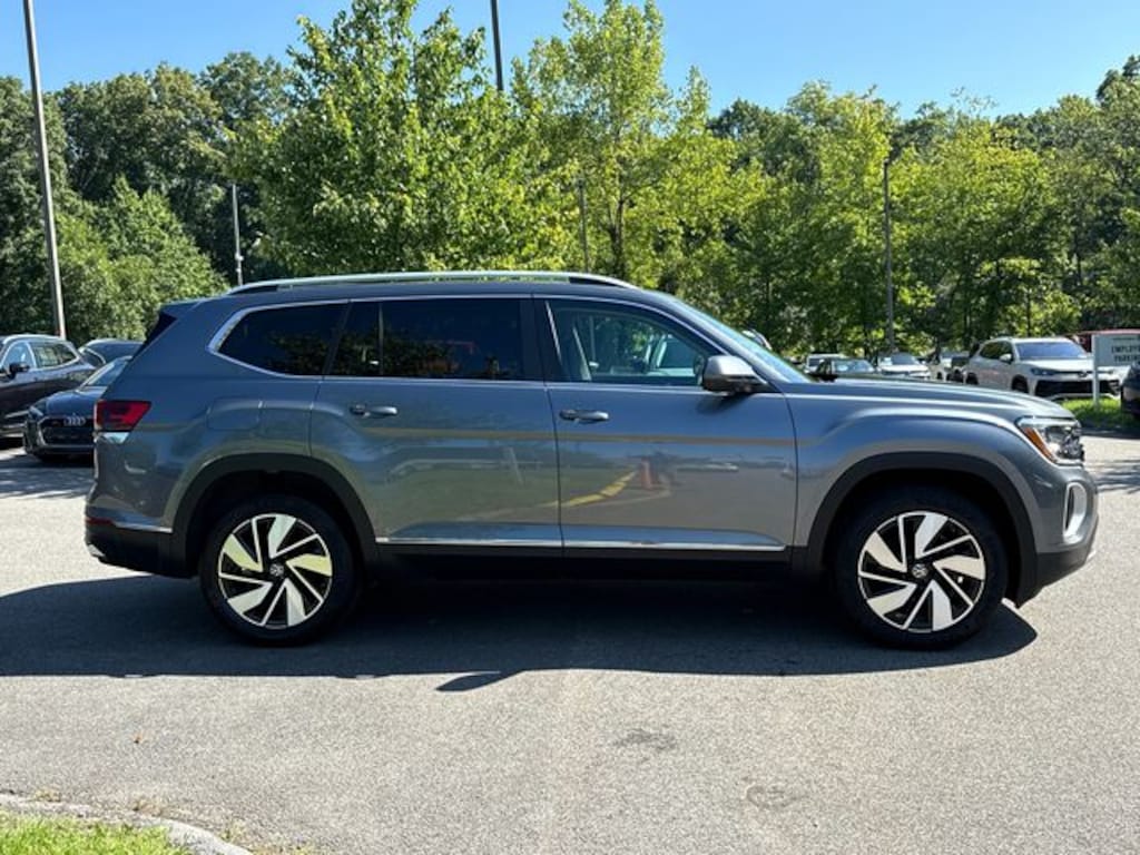 Used 2024 Volkswagen Atlas 2.0T SEL SUV