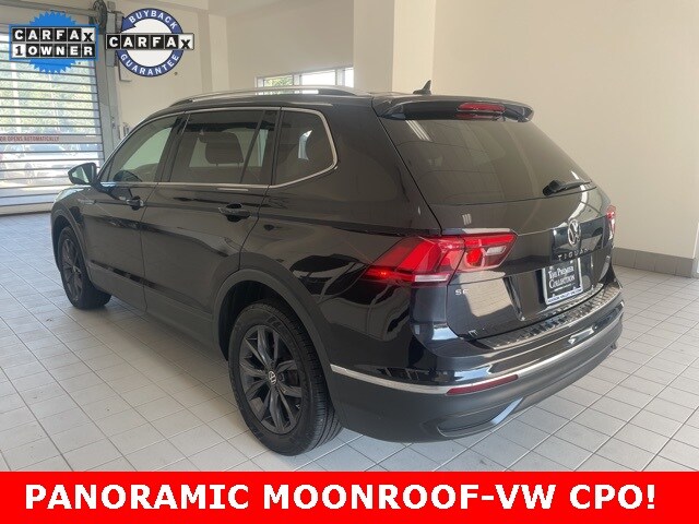 2022 Volkswagen Tiguan SE photo 2