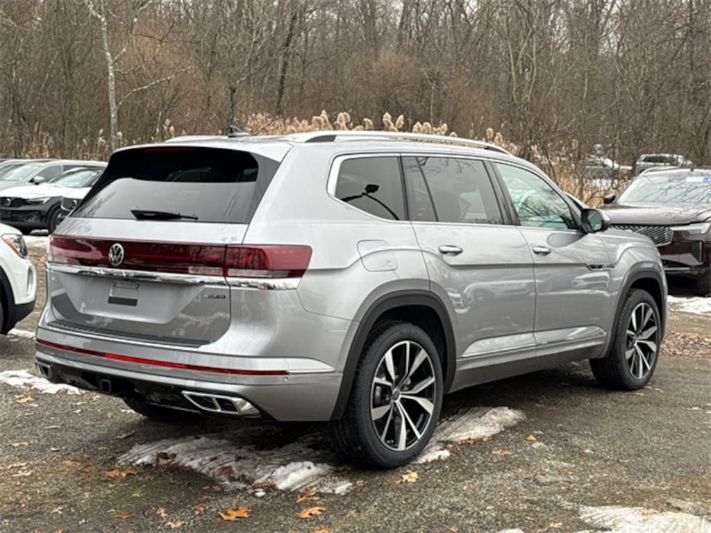 New 2026 Volkswagen Atlas 2.0T SEL Premium R-Line SUV