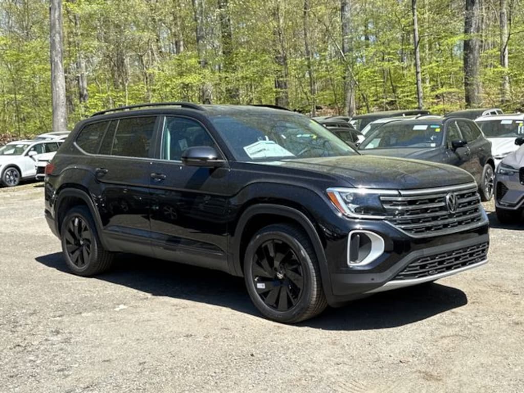 New 2026 Volkswagen Atlas 2.0T SE w/Technology SUV