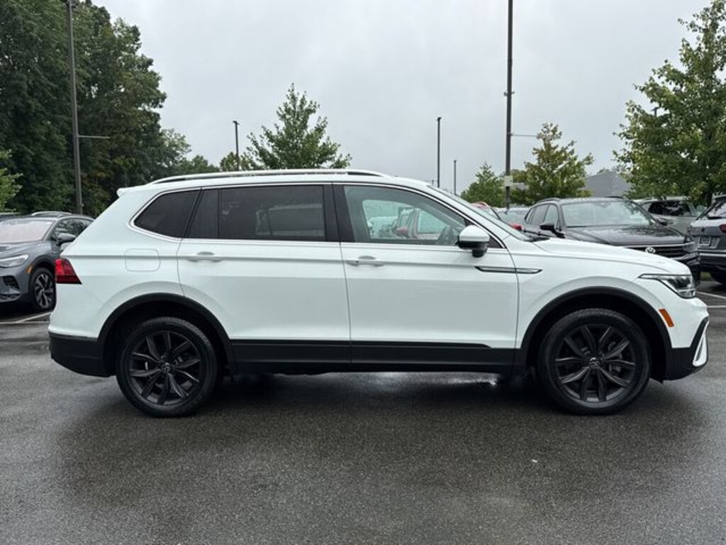 Used 2024 Volkswagen Tiguan 2.0T SE SUV