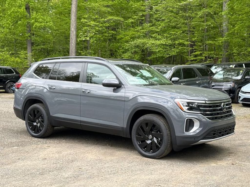 New 2026 Volkswagen Atlas 2.0T SE w/Technology SUV