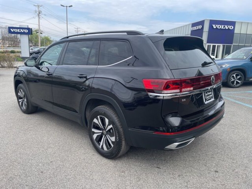 Certified 2025 Volkswagen Atlas 2.0T SE SUV