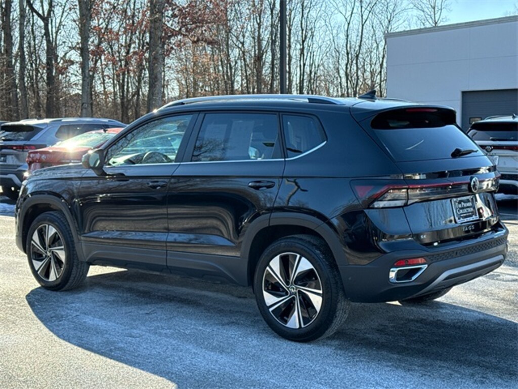 Certified 2025 Volkswagen Taos 1.5T SE SUV