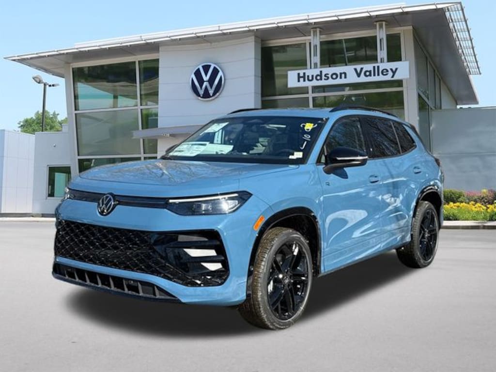 New 2026 Volkswagen Tiguan 2.0T SE R-Line Black SUV