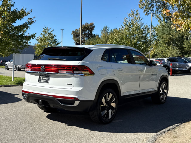 Used 2024 Volkswagen Atlas Cross Sport 2.0T SE w/Technology SUV
