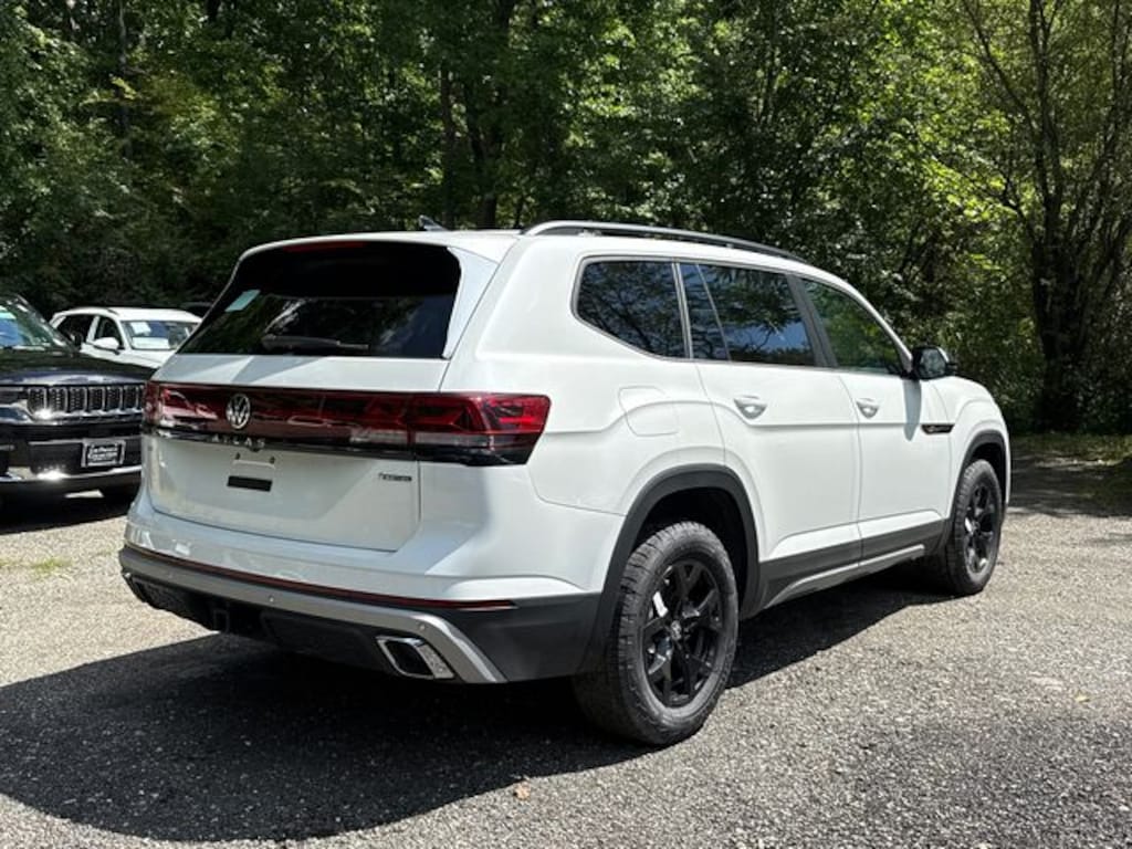 New 2026 Volkswagen Atlas Peak Edition SUV