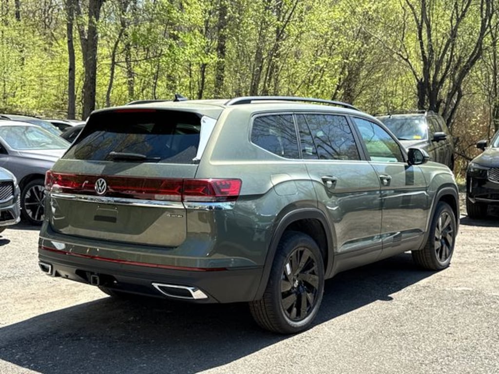 New 2026 Volkswagen Atlas 2.0T SE w/Technology SUV