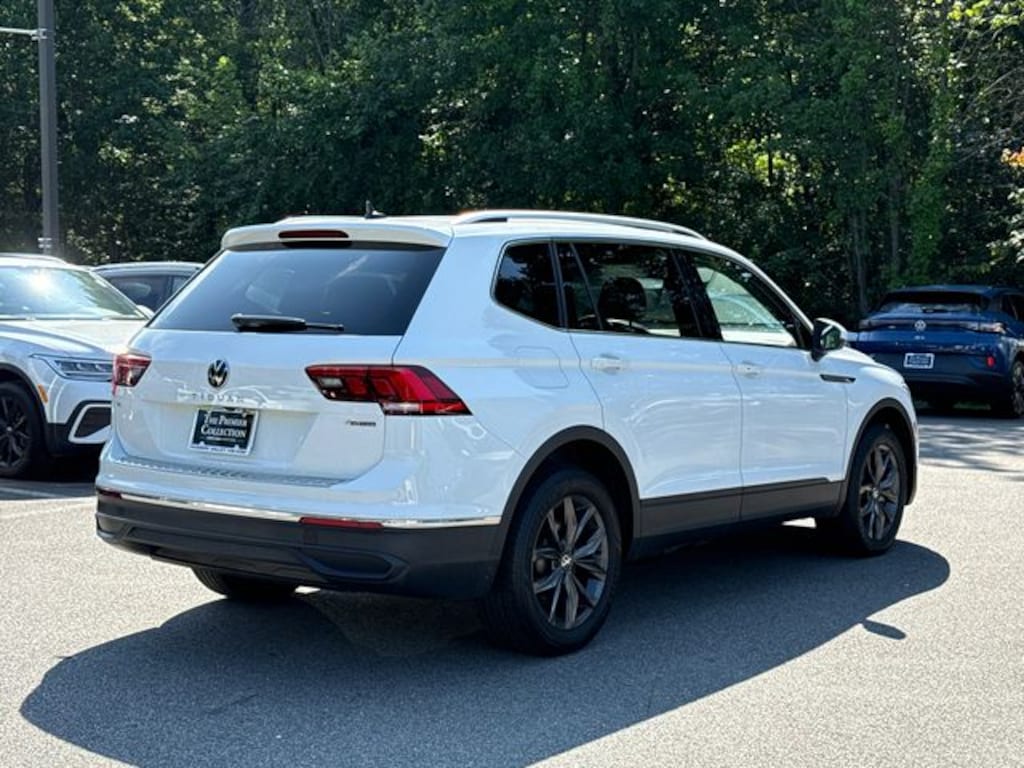 Certified 2024 Volkswagen Tiguan 2.0T SE SUV