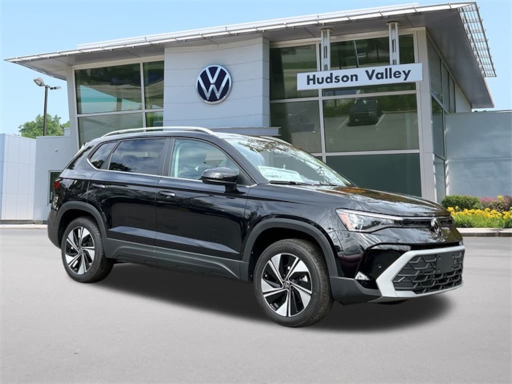 New 2025 Volkswagen Taos 1.5T SE SUV