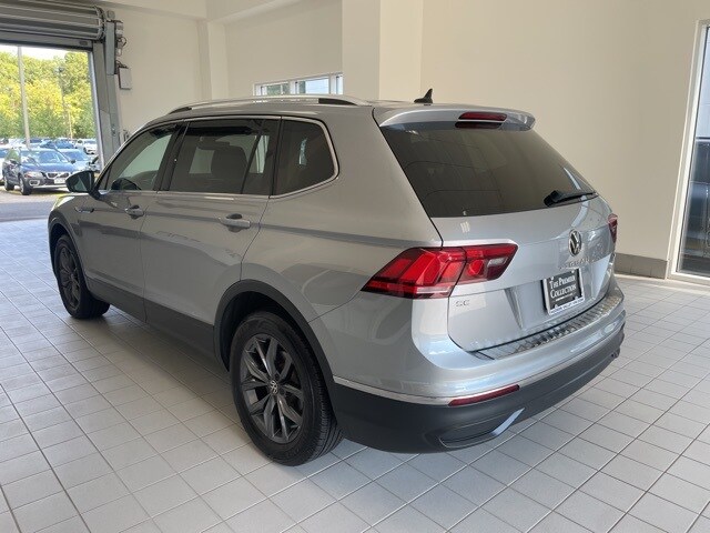 2022 Volkswagen Tiguan SE photo 2