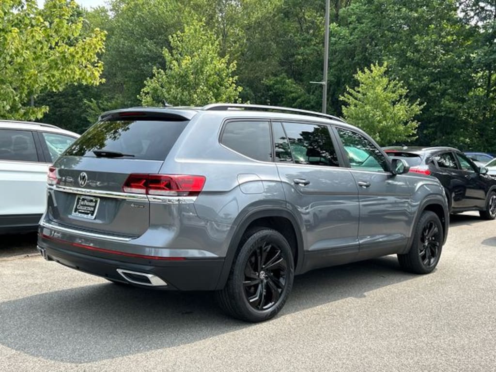 Used 2023 Volkswagen Atlas 2.0T SE w/Technology SUV