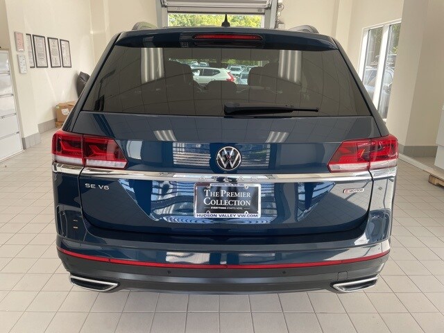 2022 Volkswagen Atlas V6 SE Technology photo 2