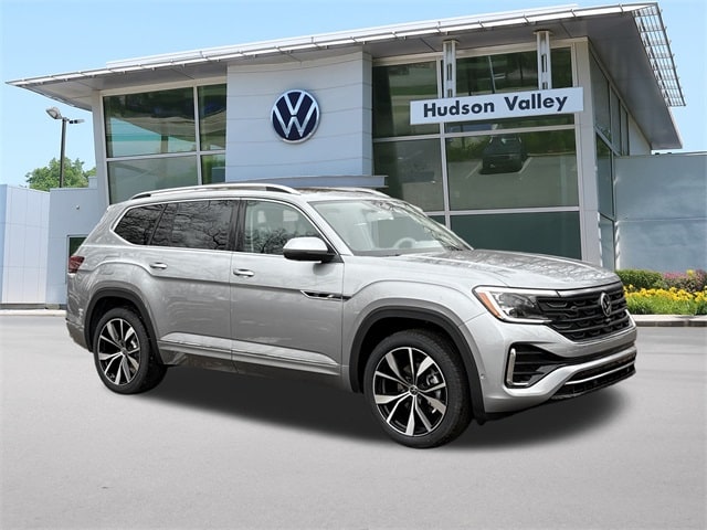 2026 Volkswagen Atlas SEL Premium R-Line's photo