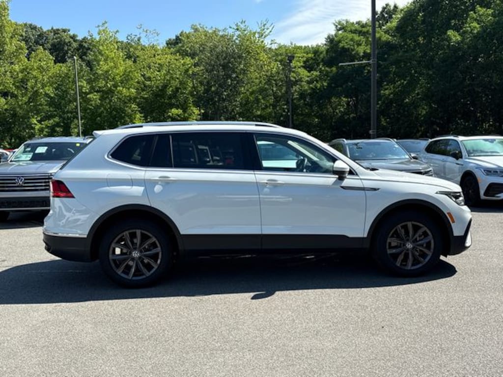 Used 2024 Volkswagen Tiguan 2.0T SE SUV