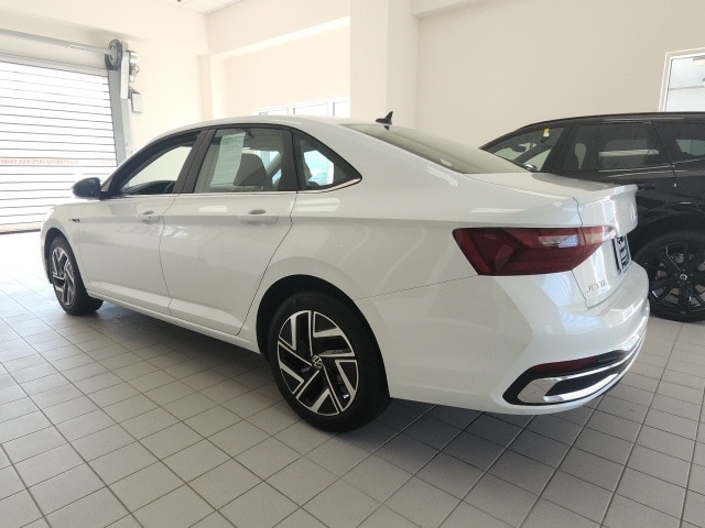Used 2024 Volkswagen Jetta SEL with VIN 3VWGM7BU5RM071066 for sale in Wappingers Falls, NY