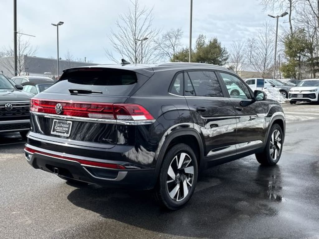 Certified 2025 Volkswagen Atlas Cross Sport 2.0T SE w/Technology SUV