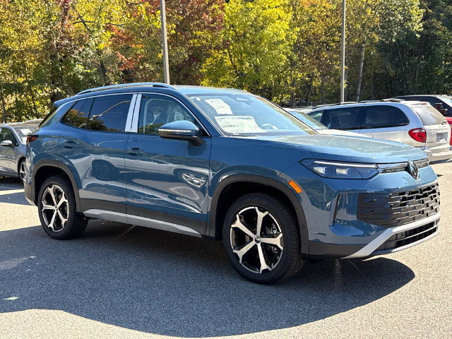 New 2026 Volkswagen Tiguan SE SUV