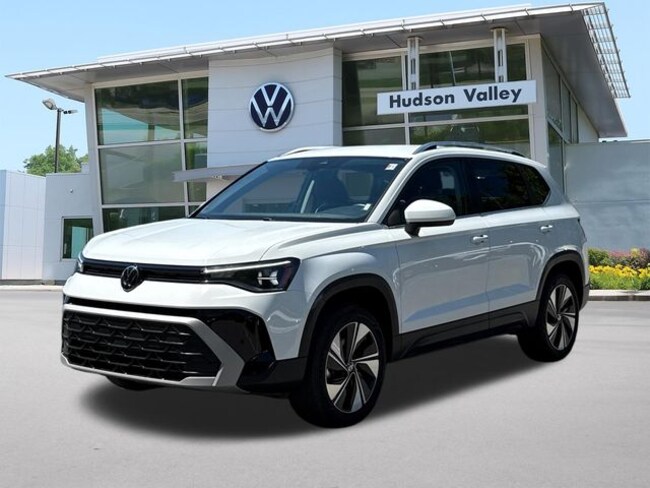 2025 Volkswagen Taos 1.5T SE SUV