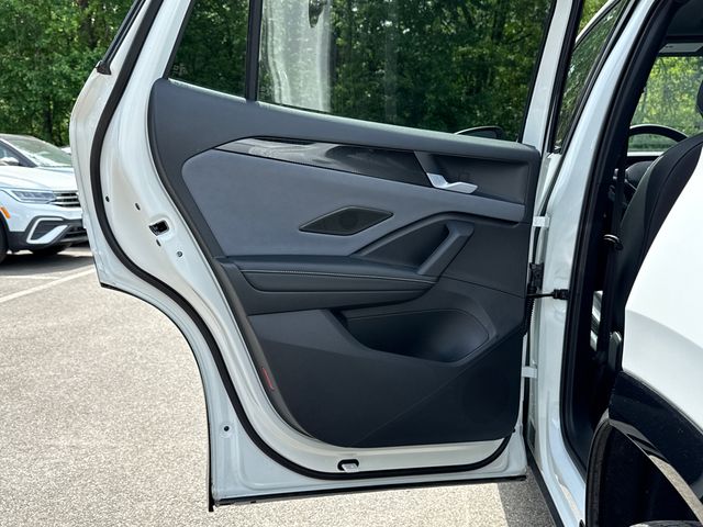 2026 Volkswagen Tiguan SE R-LINE BLACK - Photo 24