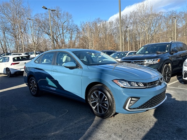 2025 Volkswagen Jetta S's photo