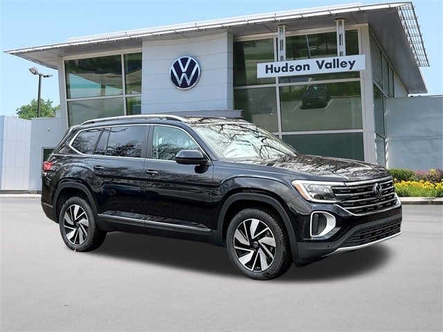 2026 Volkswagen Atlas SEL's photo