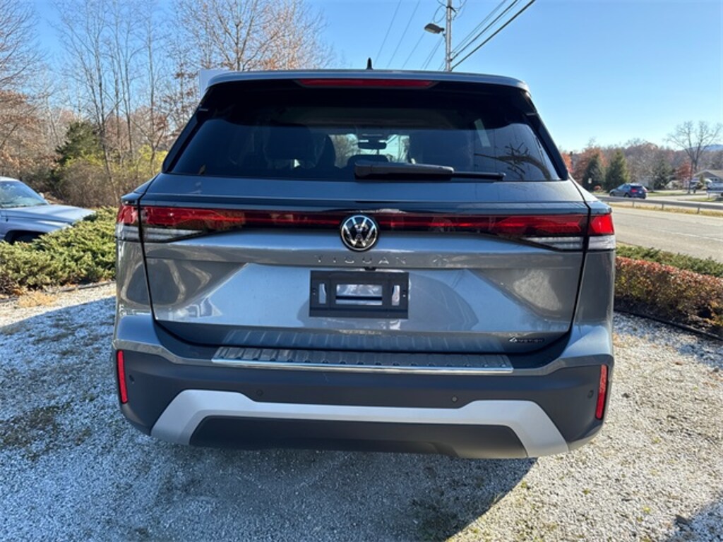 New 2026 Volkswagen Tiguan 2.0T S SUV