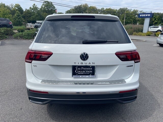 2024 Volkswagen Tiguan SE Wolfsburg Edition photo 2