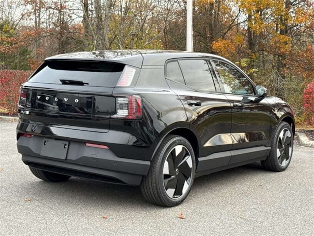 New 2026 Volvo EX30 Twin Motor Plus SUV