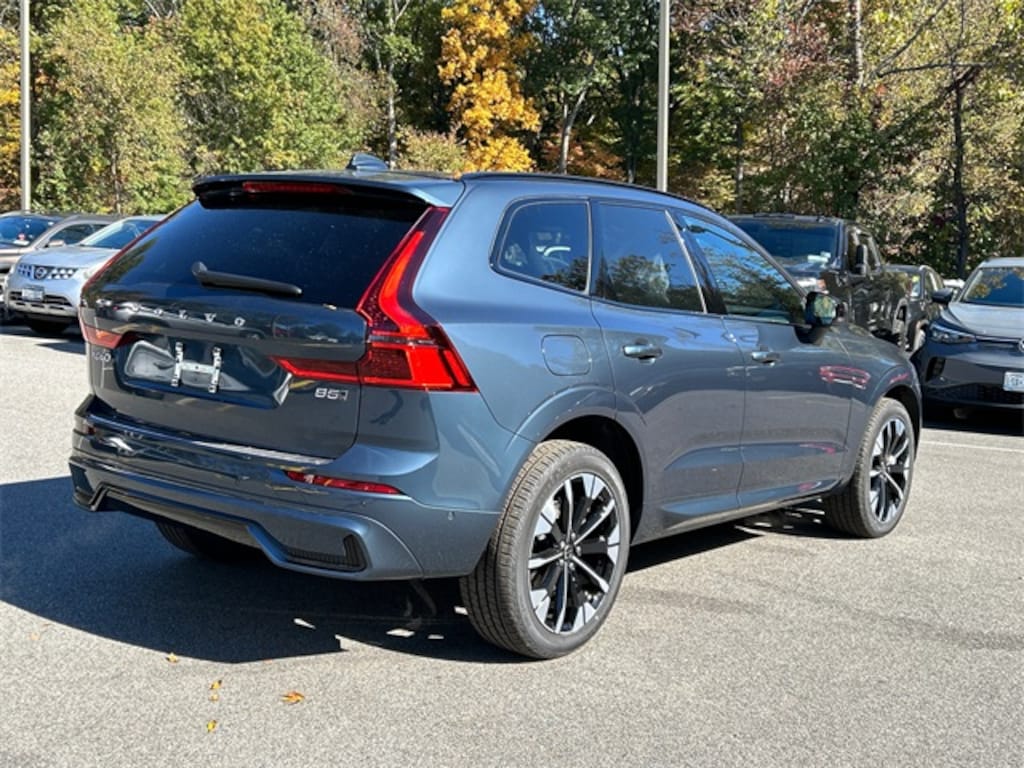 New 2026 Volvo XC60 B5 Plus SUV