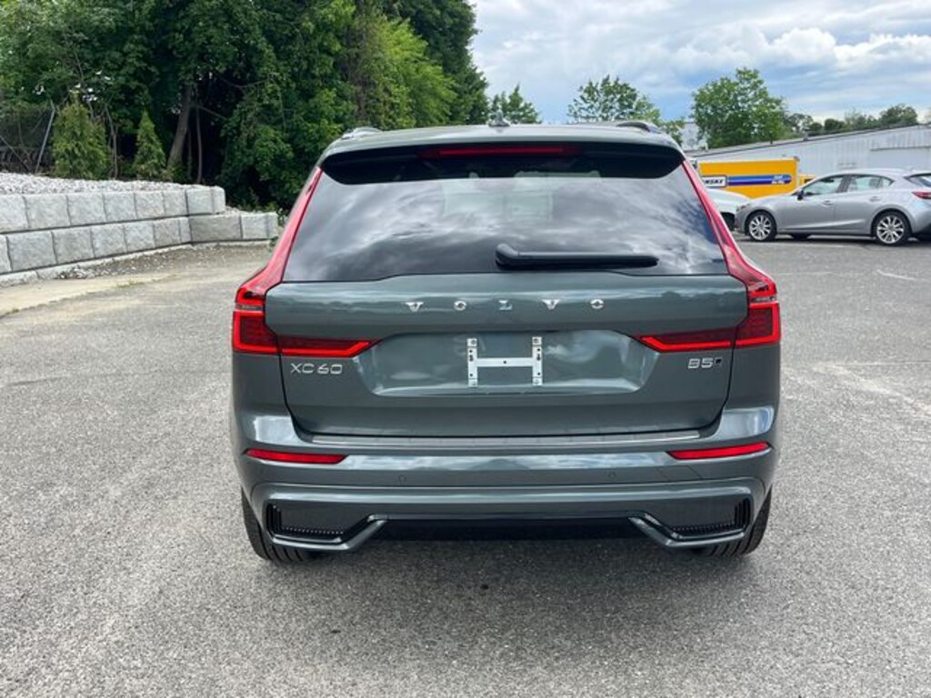 New 2026 Volvo XC60 B5 Plus SUV