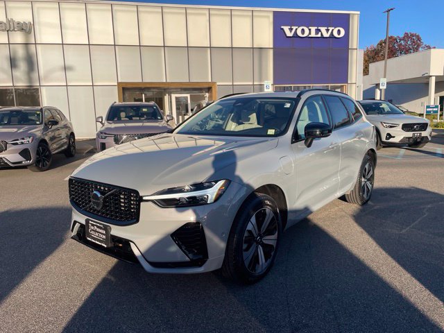 Certified 2024 Volvo XC60 plug-in hybrid T8 Plus Dark SUV