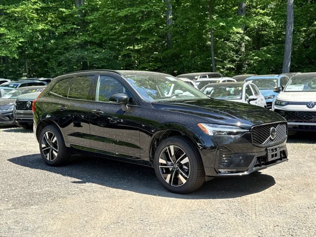 New 2026 Volvo XC60 B5 Plus SUV